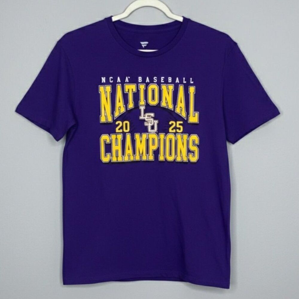 FANATICS NCAA 2025 BASEBALL LSU NATIONAL CHAMPIONS CREWNECK TEE SIZE LARGE